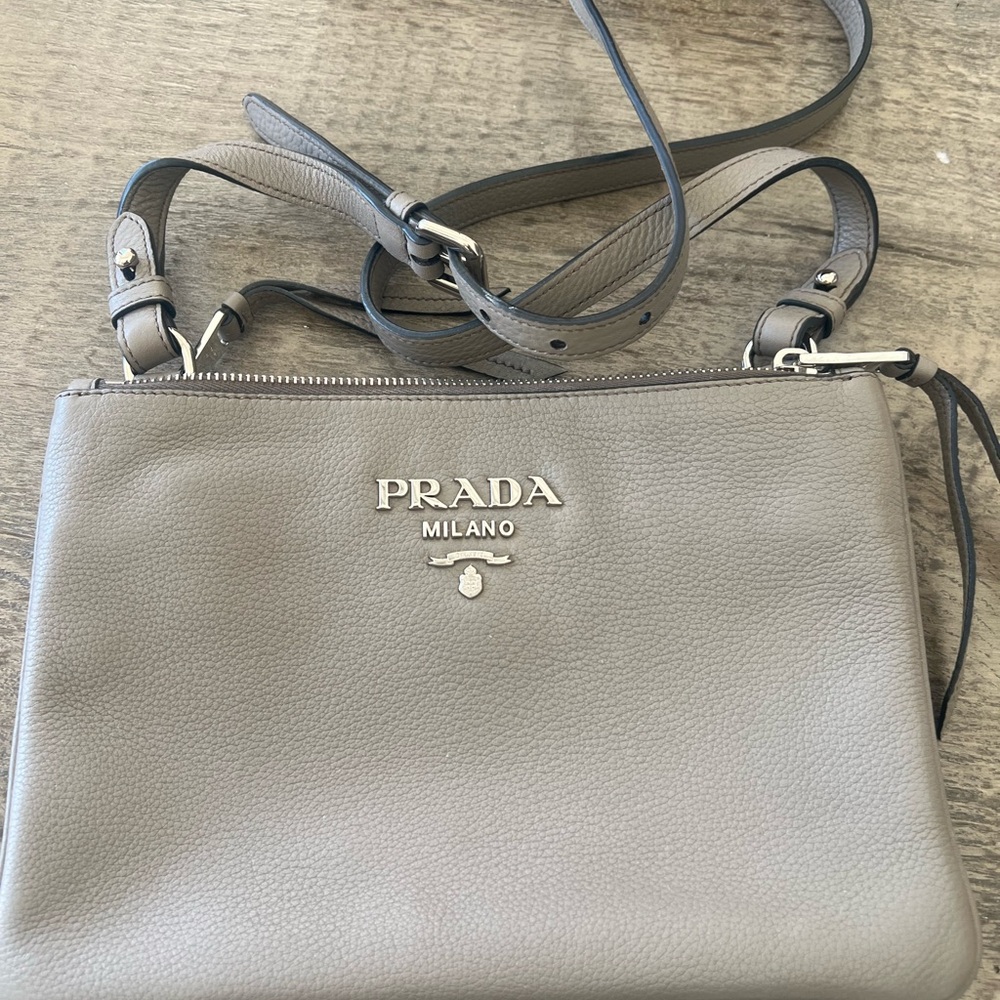 Prada Arbilla  Leather Crossbody Bag Vitello Phen bandoliera Authentic